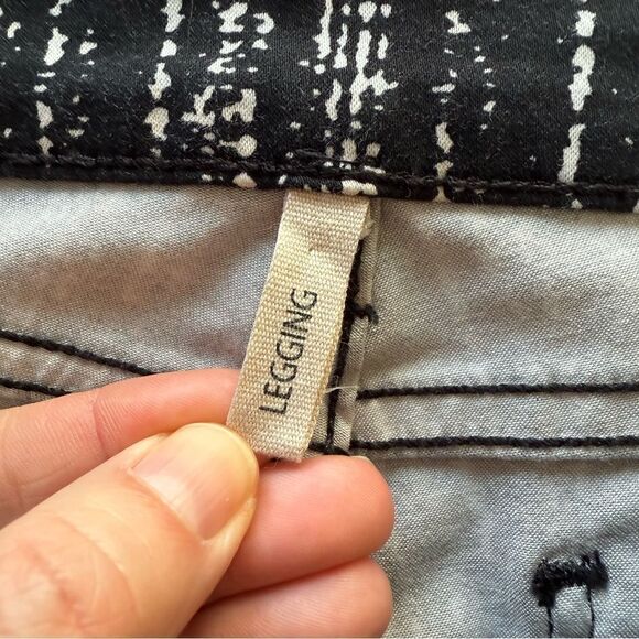 Rag & Bone Printed Legging in Barcode 26 NWT - Picture 8 of 9